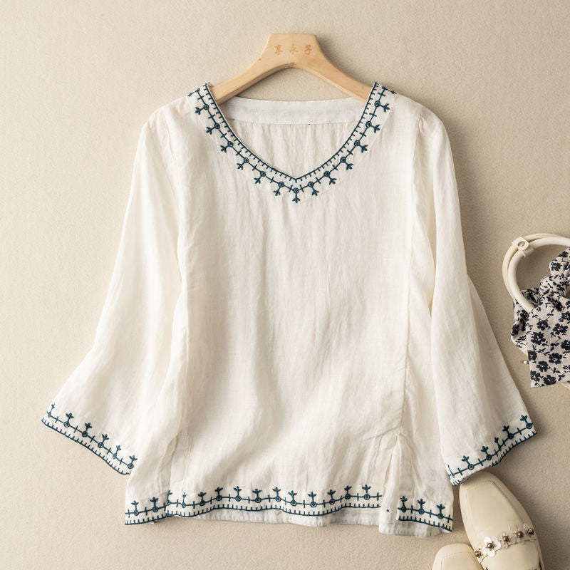 Sagrario – blusa bordada con escote en v